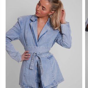 NWT Odd Muse The Ultimate Muse Denim Blazer, Bodysuit, and Jeans SET